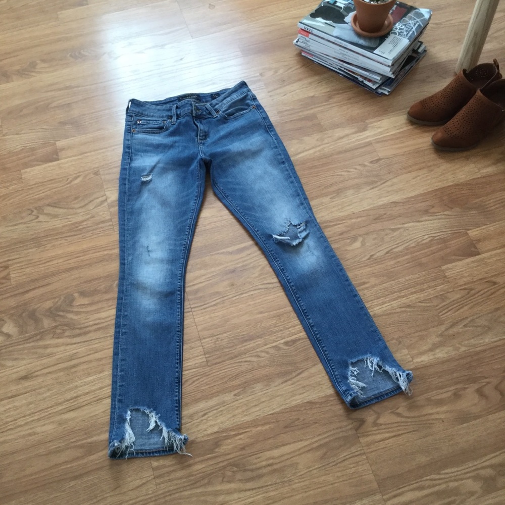 Lucky Brand Lolita Skinny Chew Hem Distressed EUC - Picture 13 of 13